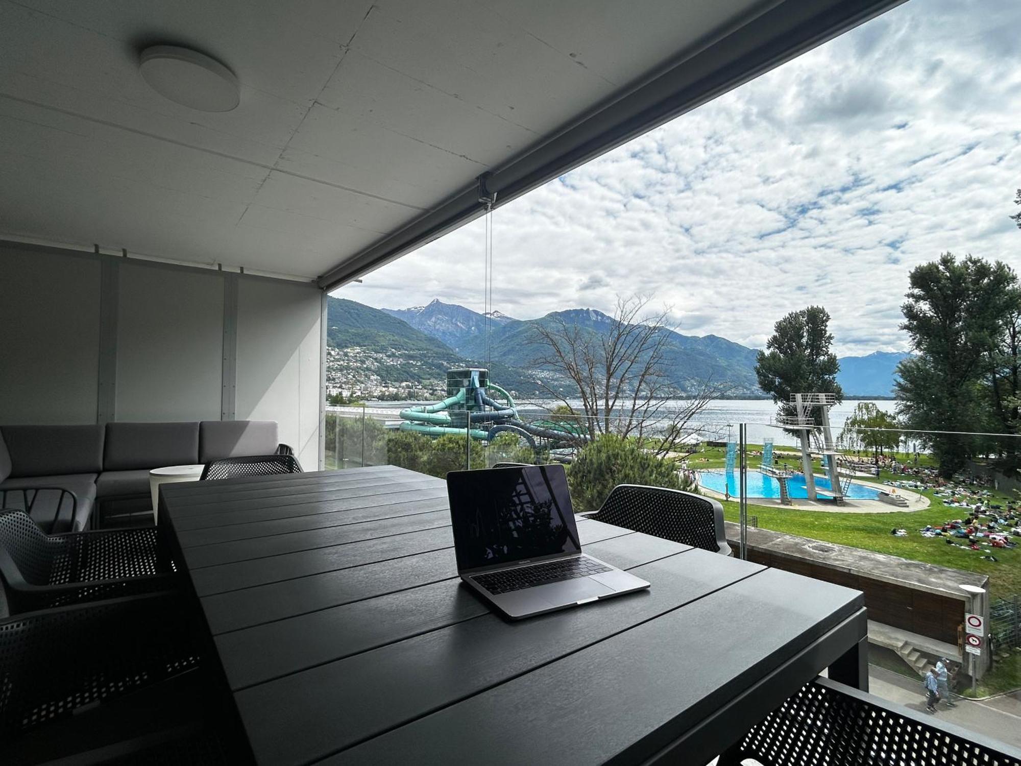 Family Apartment, Near The Beach Whit Private Park Locarno Exterior foto